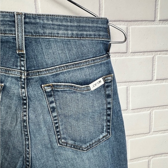 Joe's Jeans Women's Distressed Blue Jeans/size 26 - Picture 6 of 10